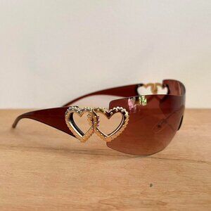 y2k 2000s vintage style brown frameless heart sunglasses